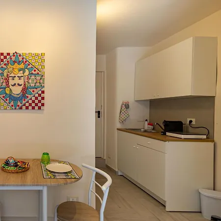 April 2 107 - Loft In Centro Citta Apartamento Catania